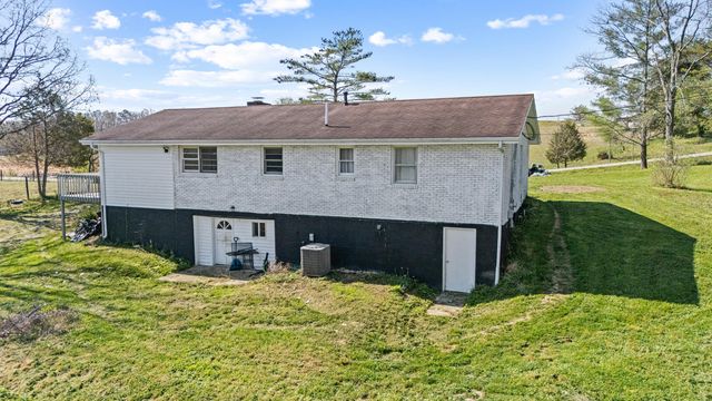 150 Clay Lick Road, Jeffersonville, KY 40337