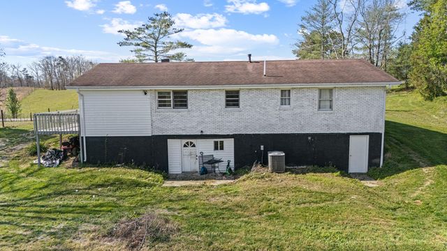 150 Clay Lick Road, Jeffersonville, KY 40337