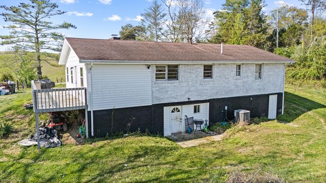 150 Clay Lick Road, Jeffersonville, KY 40337