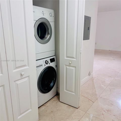 1830 Radius Drive 217, Hollywood, FL 33020