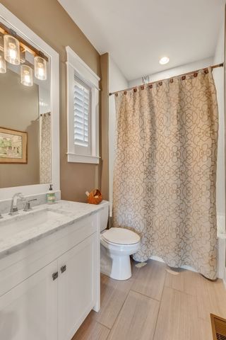 2227 Castleman Dr, Nashville, TN 37215