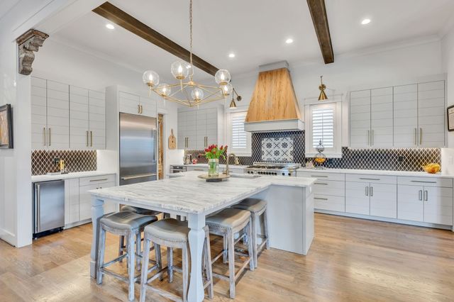 2227 Castleman Dr, Nashville, TN 37215