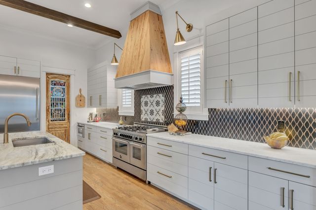 2227 Castleman Dr, Nashville, TN 37215