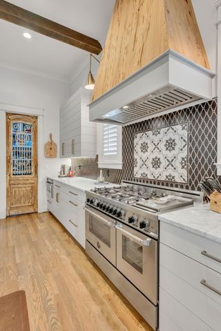 2227 Castleman Dr, Nashville, TN 37215