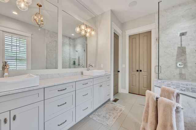 2227 Castleman Dr, Nashville, TN 37215