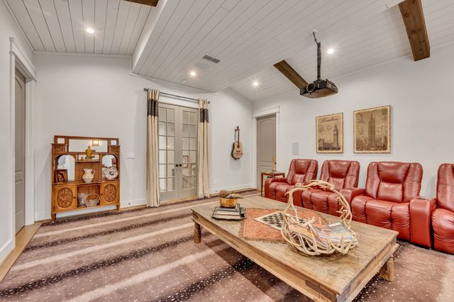 2227 Castleman Dr, Nashville, TN 37215