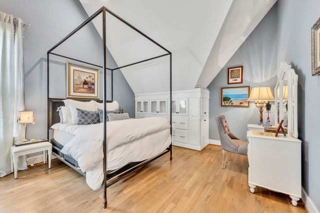 2227 Castleman Dr, Nashville, TN 37215