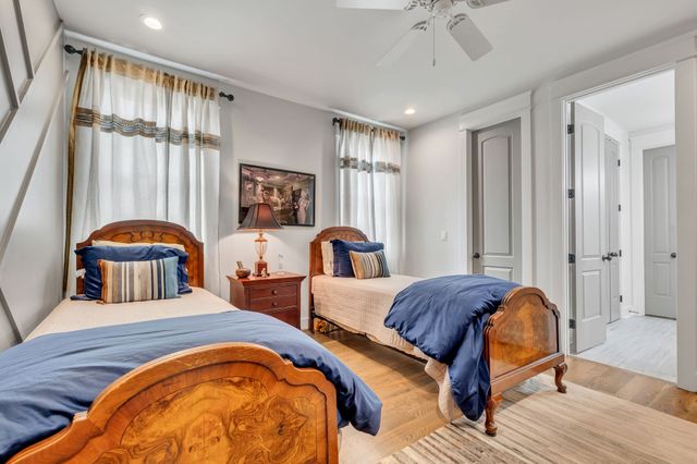 2227 Castleman Dr, Nashville, TN 37215