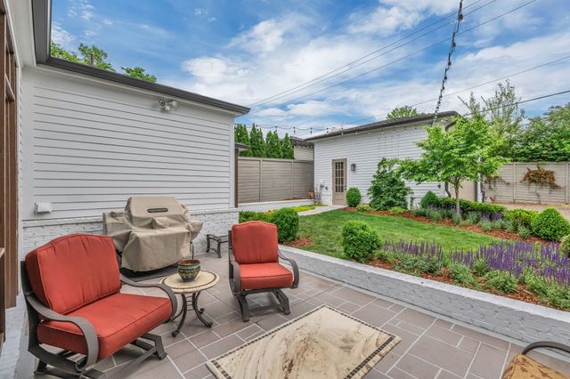 2227 Castleman Dr, Nashville, TN 37215