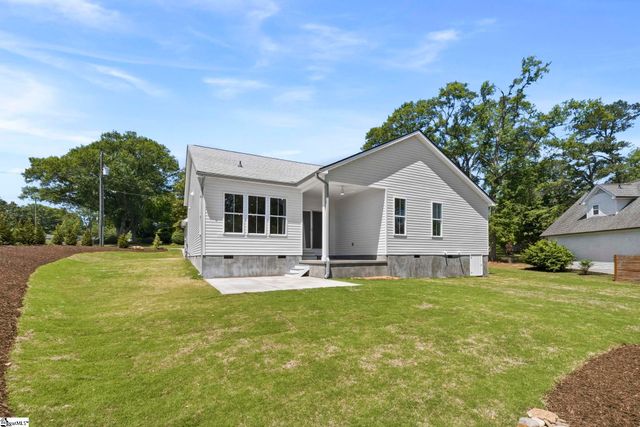 104 Mount Vernon Road, Greenville, SC 29651