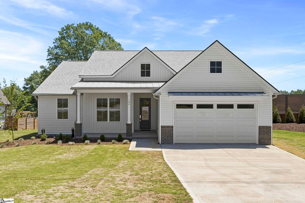 104 Mount Vernon Road, Greenville, SC 29651