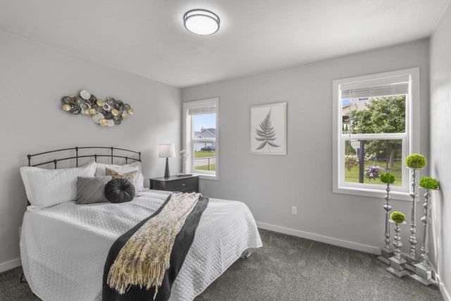 825 S LINCOLN STREET, Hortonville, WI 54944