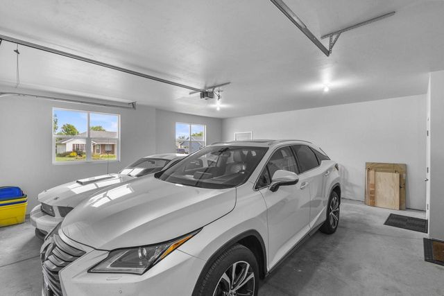 825 S LINCOLN STREET, Hortonville, WI 54944
