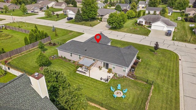 825 S LINCOLN STREET, Hortonville, WI 54944