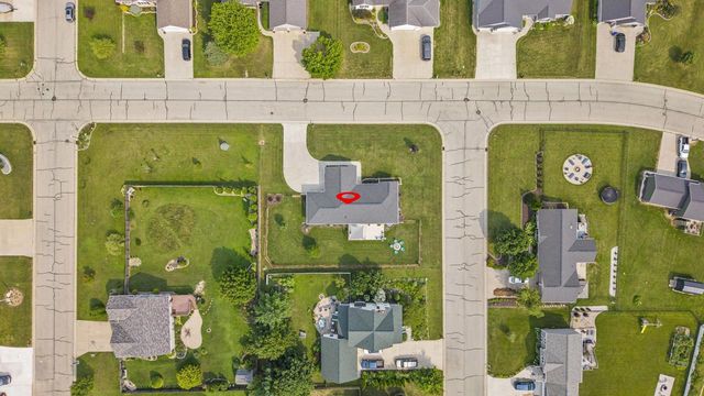 825 S LINCOLN STREET, Hortonville, WI 54944