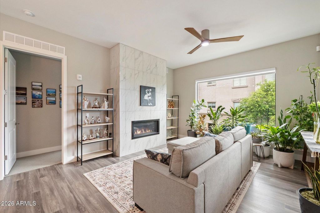 5250 E DEER VALLEY Drive 360, Phoenix, AZ 85054 — photo 4