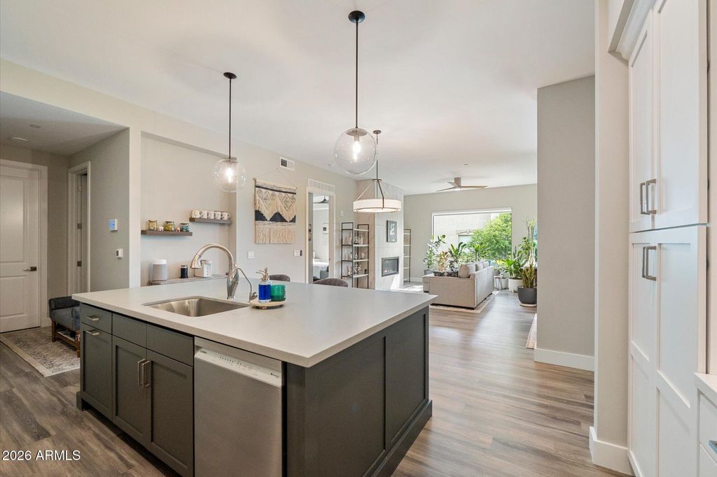 5250 E DEER VALLEY Drive 360, Phoenix, AZ 85054 — photo 5