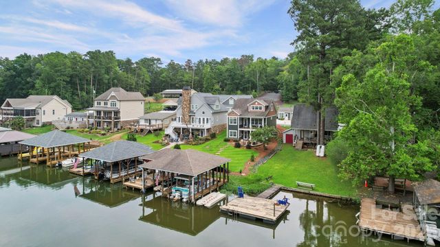 698 Lake Head Road, Norwood, NC 28128