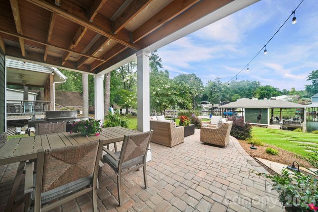 698 Lake Head Road, Norwood, NC 28128