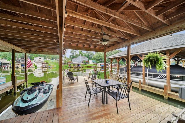 698 Lake Head Road, Norwood, NC 28128