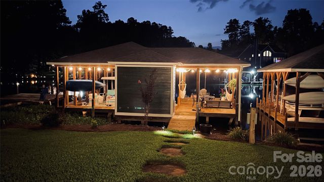 698 Lake Head Road, Norwood, NC 28128