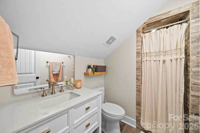 698 Lake Head Road, Norwood, NC 28128