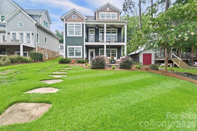 698 Lake Head Road, Norwood, NC 28128