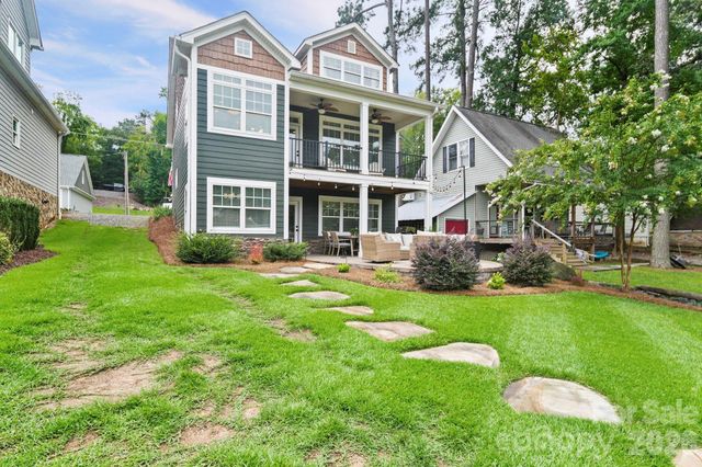 698 Lake Head Road, Norwood, NC 28128
