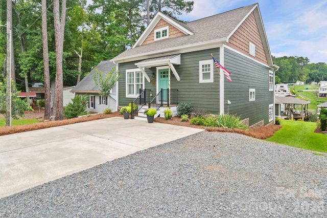 698 Lake Head Road, Norwood, NC 28128