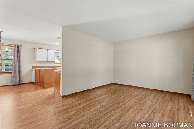 1323 Floral Street, Holland, MI 49423