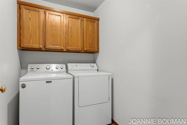 1323 Floral Street, Holland, MI 49423