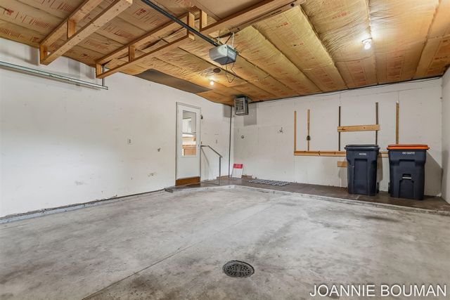 1323 Floral Street, Holland, MI 49423