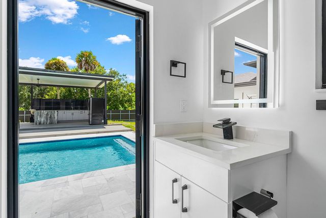 641 Marshall Road, West Palm Beach, FL 33413