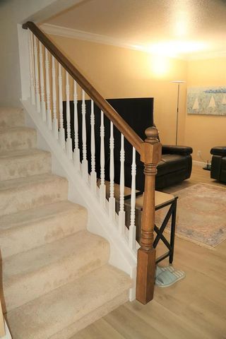 206 Touchstone Pl, West Sacramento, CA 95691