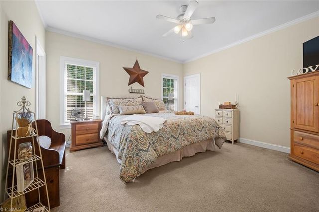 354 Merrimont Drive, Winston-salem, NC 27106