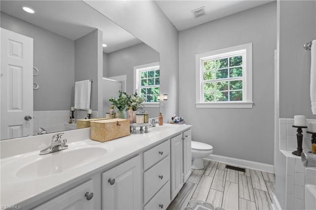 354 Merrimont Drive, Winston-salem, NC 27106