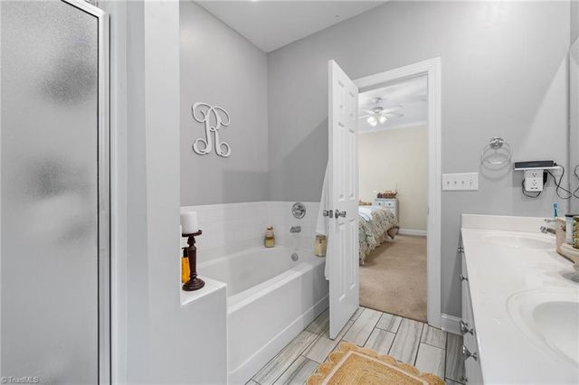 354 Merrimont Drive, Winston-salem, NC 27106