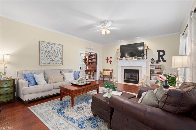 354 Merrimont Drive, Winston-salem, NC 27106