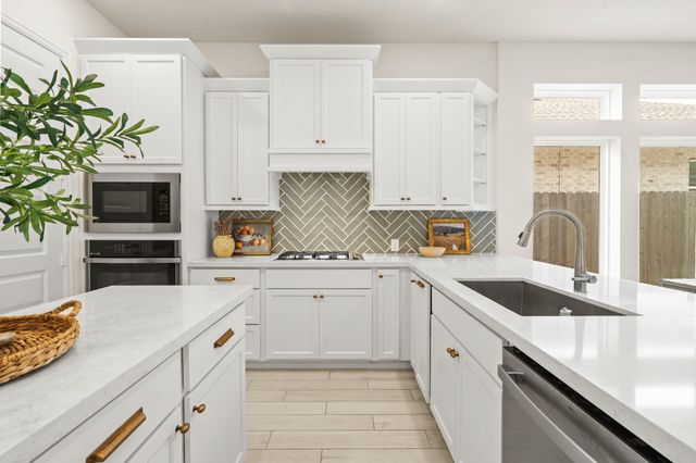 142 Amaranth Way, Richmond, TX 77406