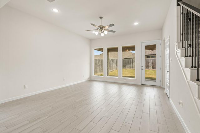 142 Amaranth Way, Richmond, TX 77406