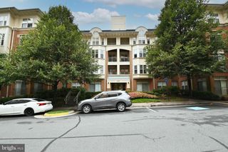 11775 STRATFORD HOUSE PL #104, Reston, VA 20190