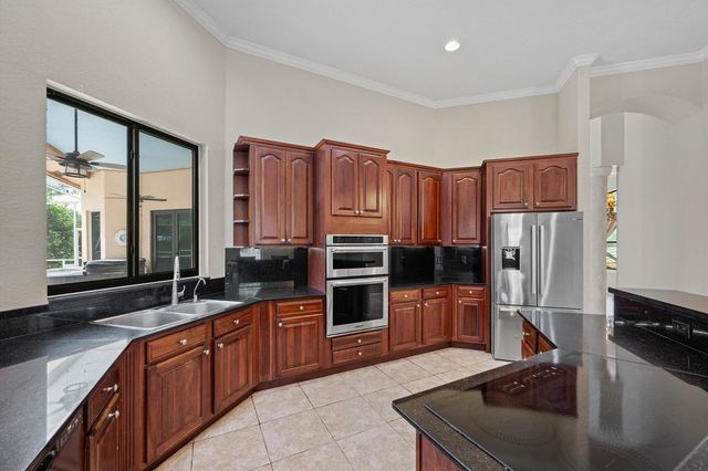 2910 Doe Trail, Loxahatchee, FL 33470