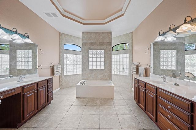 2910 Doe Trail, Loxahatchee, FL 33470