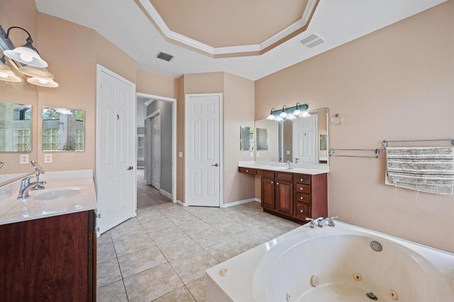 2910 Doe Trail, Loxahatchee, FL 33470