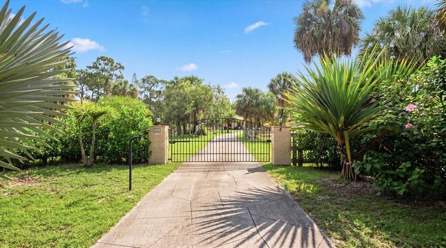 2910 Doe Trail, Loxahatchee, FL 33470