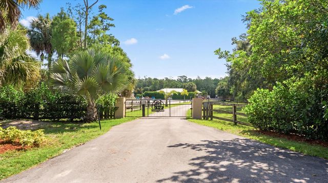 2910 Doe Trail, Loxahatchee, FL 33470