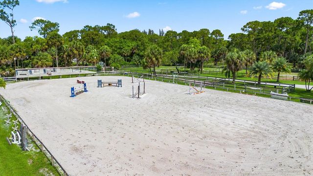 2910 Doe Trail, Loxahatchee, FL 33470