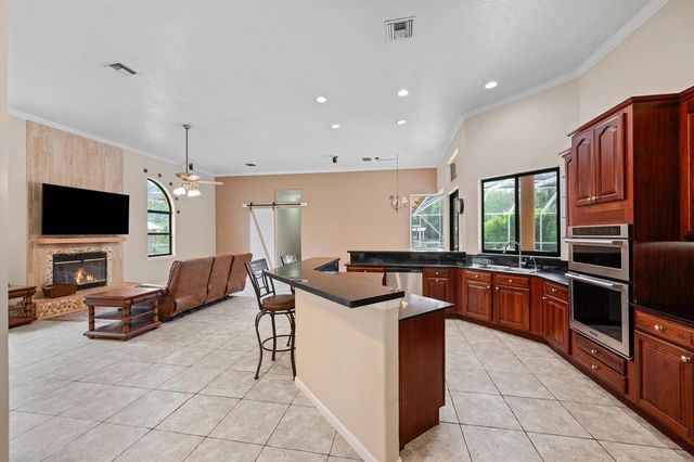2910 Doe Trail, Loxahatchee, FL 33470