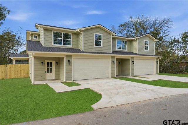 802 S Newsom Street, Mineola, TX 75773