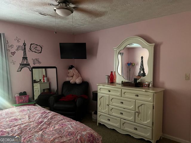 2203 Honeybee Creek Drive, Griffin, GA 30224